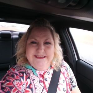 Meet your Posher, Sylvia